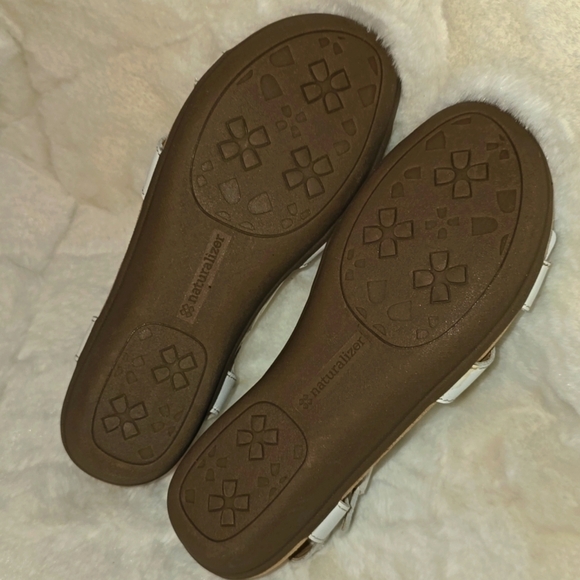 NATURALIZER N5 COMFORT  SANDLES Nwot - Picture 9 of 12